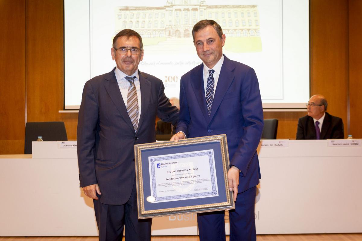 acto-de-conmemoracin-del-centenario-de-la-fundacin-vizcana-aguirre-y-de-la-comercial-deusto-business-school_27627376306_o-scaled