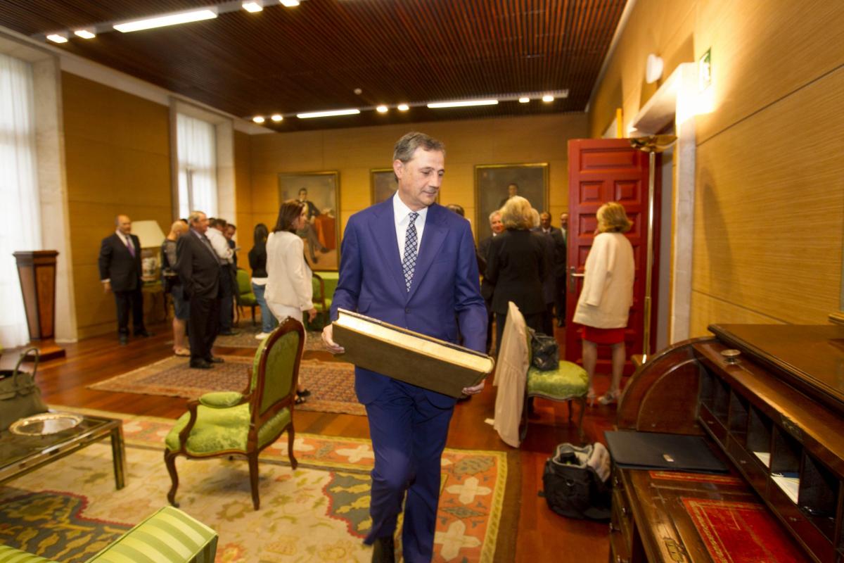 acto-de-conmemoracin-del-centenario-de-la-fundacin-vizcana-aguirre-y-de-la-comercial-deusto-business-school_27627382106_o-scaled