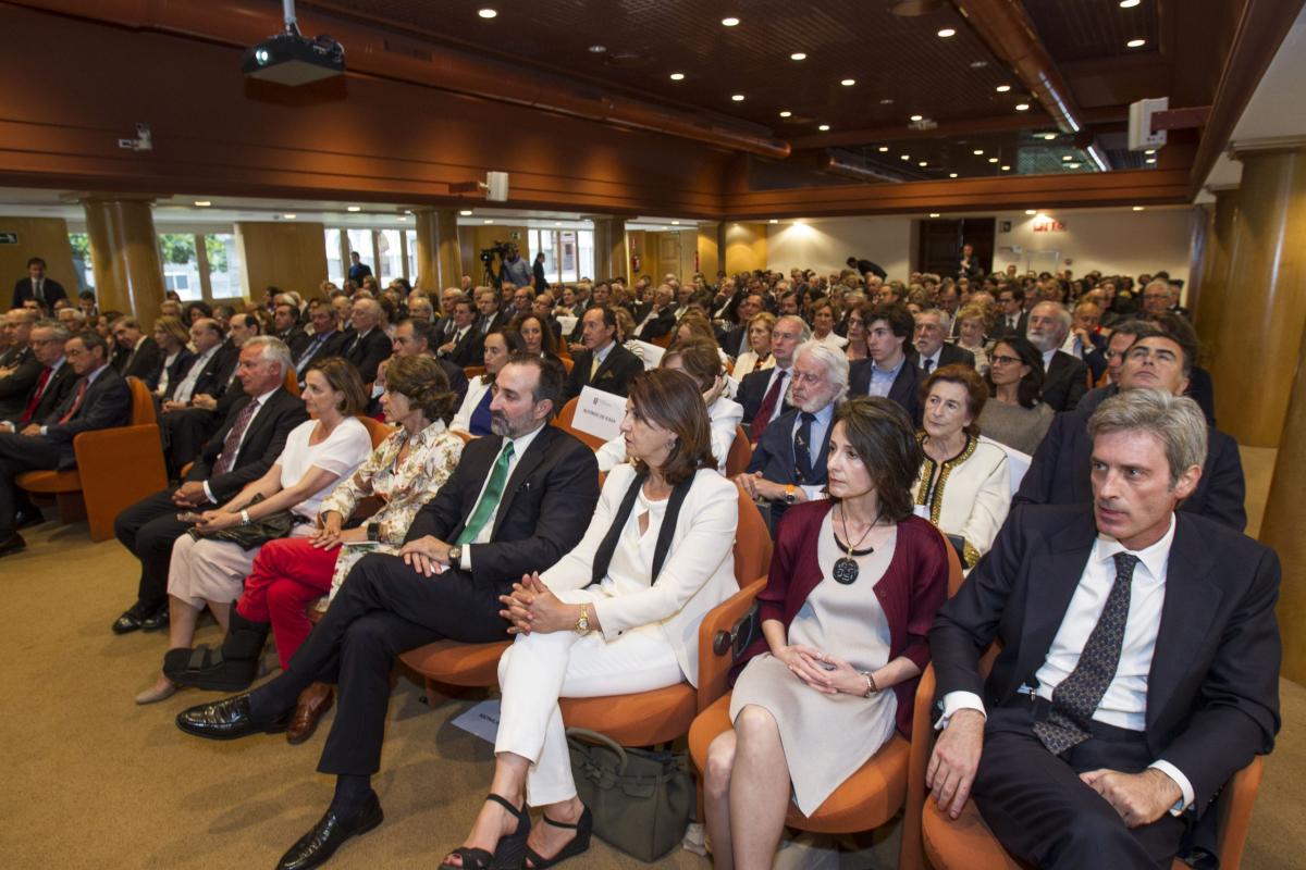acto-de-conmemoracin-del-centenario-de-la-fundacin-vizcana-aguirre-y-de-la-comercial-deusto-business-school_27662148075_o-scaled