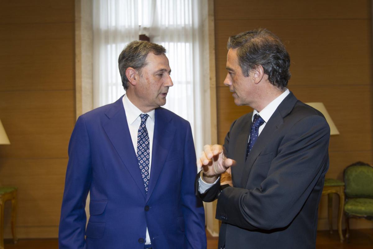 acto-de-conmemoracin-del-centenario-de-la-fundacin-vizcana-aguirre-y-de-la-comercial-deusto-business-school_27662150195_o-scaled