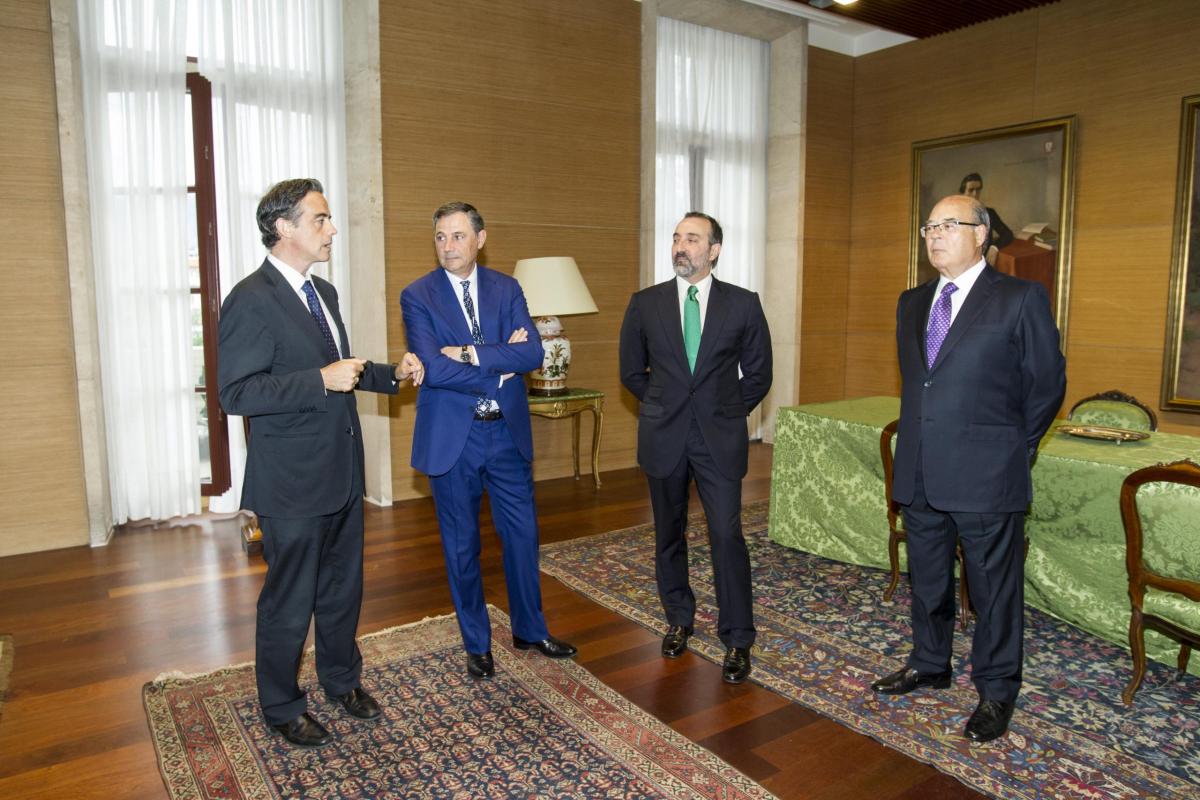 acto-de-conmemoracin-del-centenario-de-la-fundacin-vizcana-aguirre-y-de-la-comercial-deusto-business-school_27662152625_o-scaled